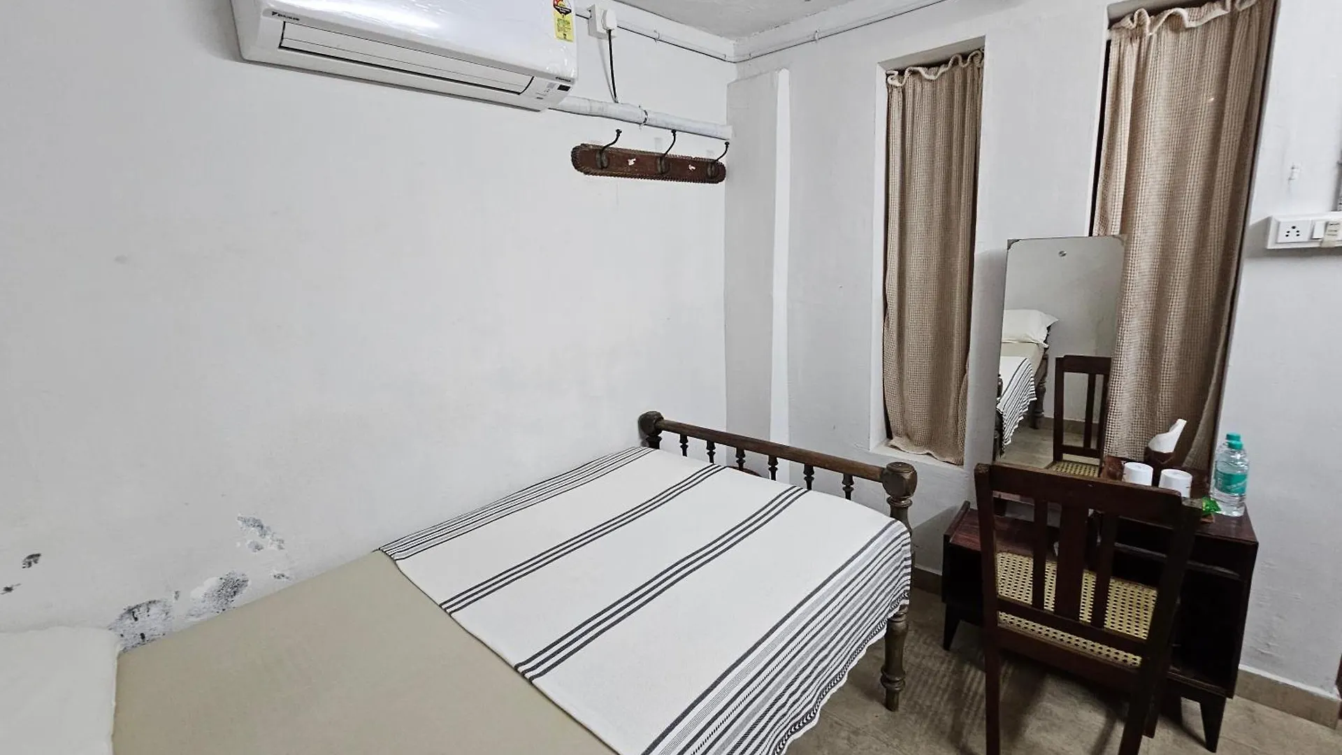 Idha Artists' Gallery - Stay With Art Kochi 0*,